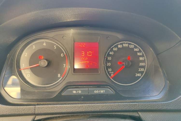 Used Volkswagen Jetta 2017 1.4L Manual Fashion Edition Instrument Cluster