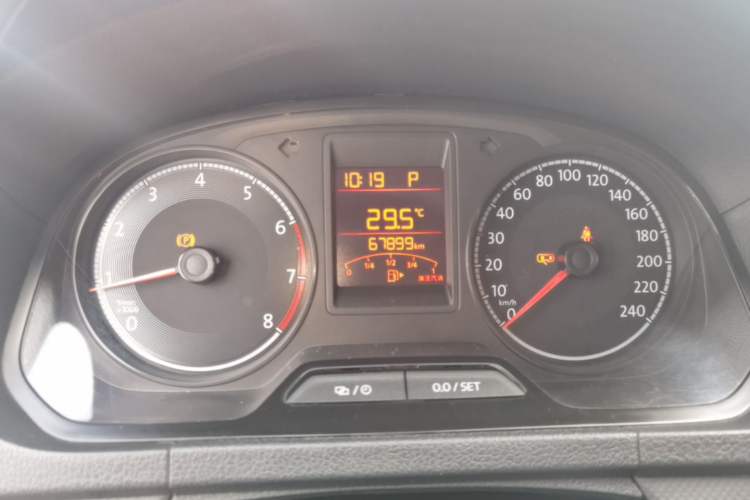 Used Volkswagen Jetta 2017 1.5L Automatic Fashion Model Instrument Cluster