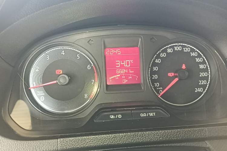 Used Volkswagen Jetta 2017 1.5L Manual Fashion Edition Instrument Cluster