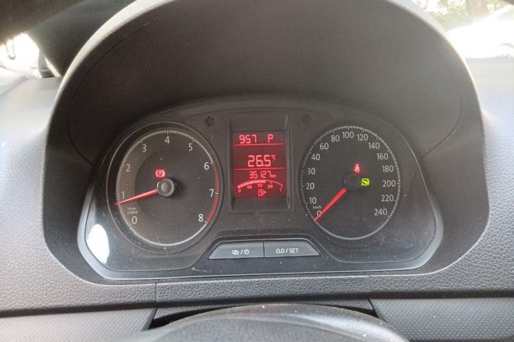 Used Volkswagen Jetta 2017 1.5L Automatic Fashion Model Instrument Cluster