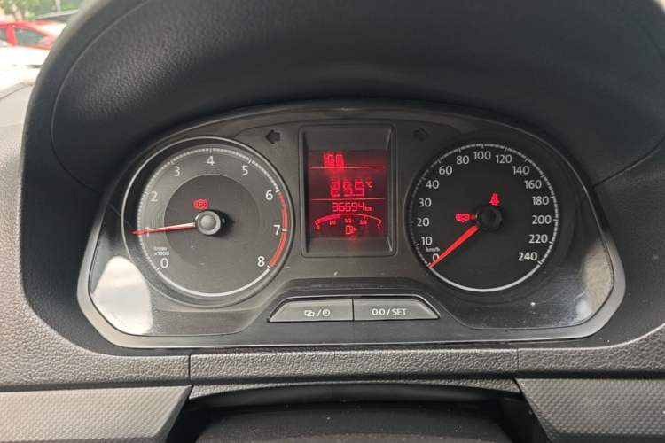 Used Volkswagen Jetta 2017 1.4L Manual Fashion Edition Instrument Cluster