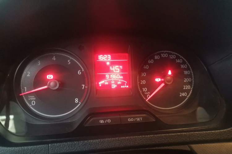 Used Volkswagen Jetta 2017 1.5L Manual Fashion Edition Instrument Cluster