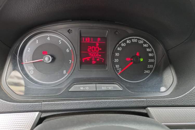 Used Volkswagen Jetta 2017 1.5L Automatic Comfort Model Instrument Cluster
