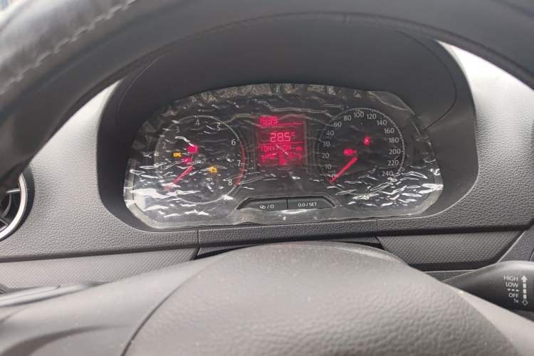 Used Volkswagen Jetta 2017 1.4L Manual Fashion Edition Instrument Cluster
