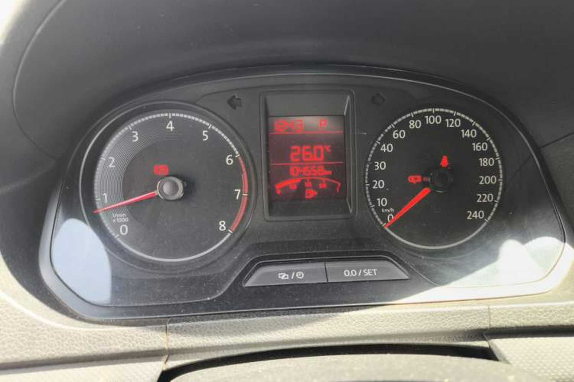 Used Volkswagen Jetta 2017 1.5L Automatic Fashion Model Instrument Cluster