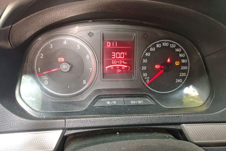 Used Volkswagen Jetta 2017 1.5L Manual Comfort Model Instrument Cluster