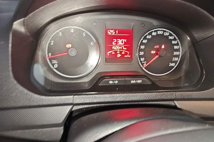 Used Volkswagen Jetta 2017 1.4L Manual Fashion Edition Instrument Cluster