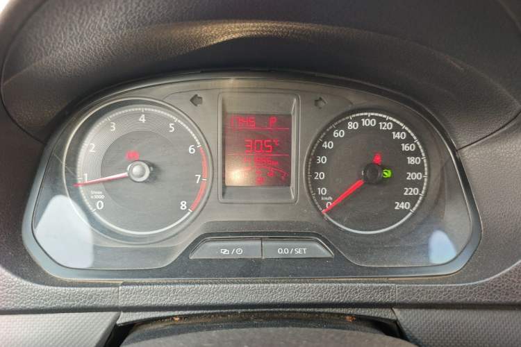 Used Volkswagen Jetta 2017 1.5L Automatic Fashion Model Instrument Cluster