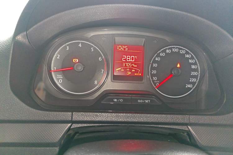 Used Volkswagen Jetta 2017 1.5L Manual Fashion Edition Instrument Cluster