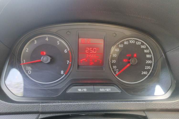 Used Volkswagen Jetta 2017 1.5L Manual Fashion Edition Instrument Cluster