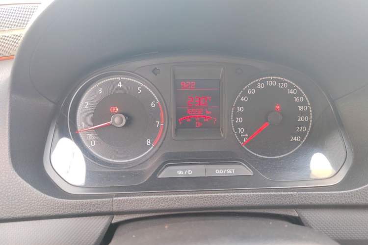 Used Volkswagen Jetta 2017 1.5L Manual Fashion Edition Instrument Cluster