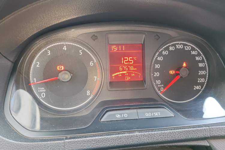 Used Volkswagen Jetta 2017 1.5L Manual Fashion Edition Instrument Cluster