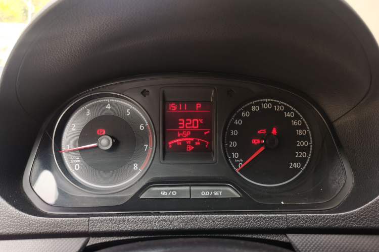 Used Volkswagen Jetta 2017 1.5L Automatic Fashion Model Instrument Cluster