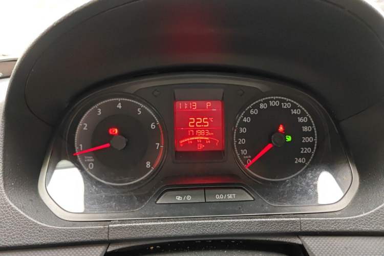 Used Volkswagen Jetta 2017 1.5L Automatic Fashion Model Instrument Cluster