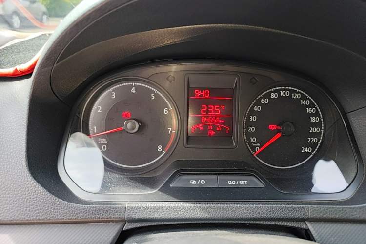 Used Volkswagen Jetta 2017 1.5L Manual Fashion Edition Instrument Cluster
