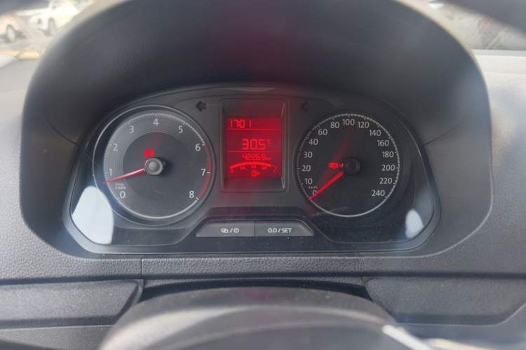 Used Volkswagen Jetta 2017 1.4L Manual Fashion Edition Instrument Cluster