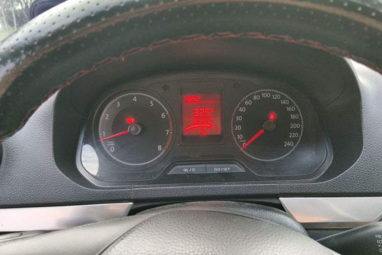 Used Volkswagen Jetta 2017 1.5L Manual Fashion Edition Instrument Cluster