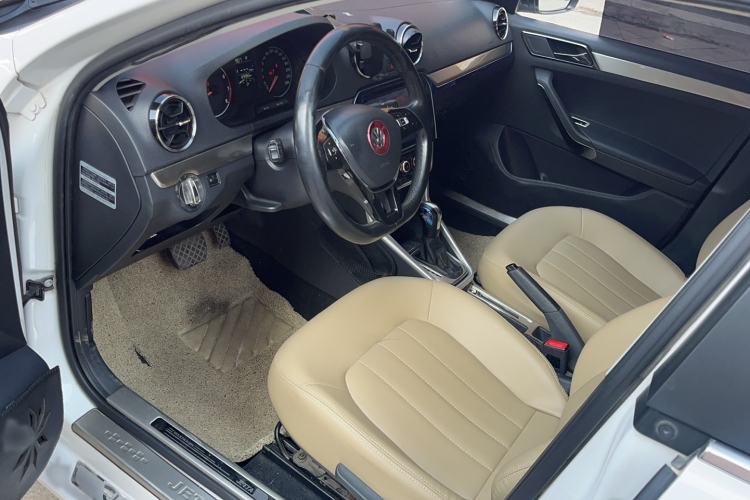 Used Volkswagen Jetta 2017 1.5L Automatic Fashion Model Interior 1