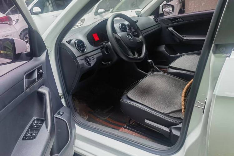 Used Volkswagen Jetta 2017 1.5L Automatic Fashion Model Interior 2