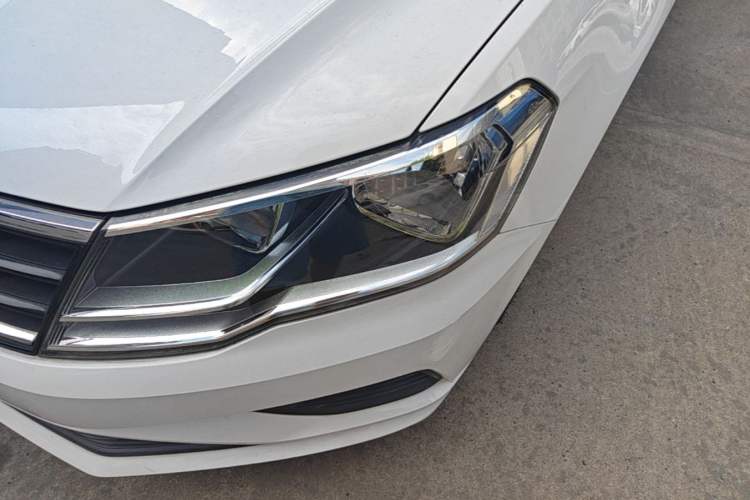 Used Volkswagen Jetta 2017 1.4L Manual Fashion Edition Left Front Headlight