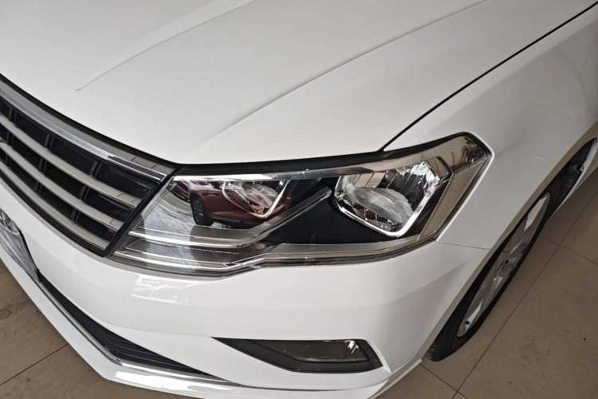 Used Volkswagen Jetta 2017 1.5L Automatic Comfort Model Left Front Headlight