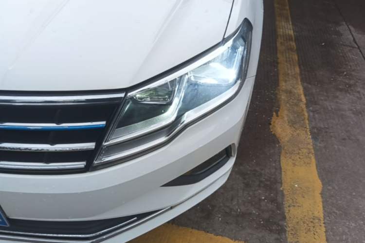 Used Volkswagen Jetta 2017 1.5L Automatic Comfort Model Left Front Headlight