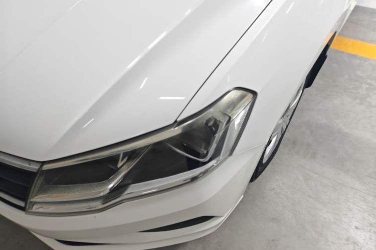 Used Volkswagen Jetta 2017 1.4L Manual Fashion Edition Left Front Headlight