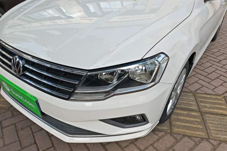 Used Volkswagen Jetta 2017 1.5L Automatic Comfort Model Left Front Headlight