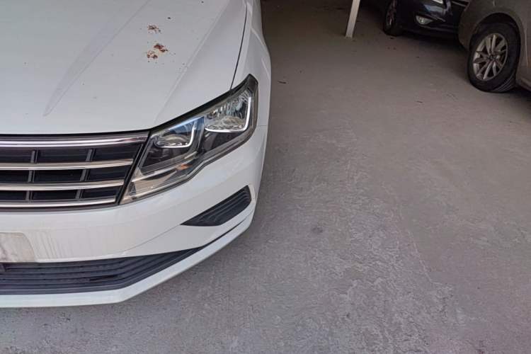Used Volkswagen Jetta 2017 1.5L Manual Fashion Edition Left Front Headlight