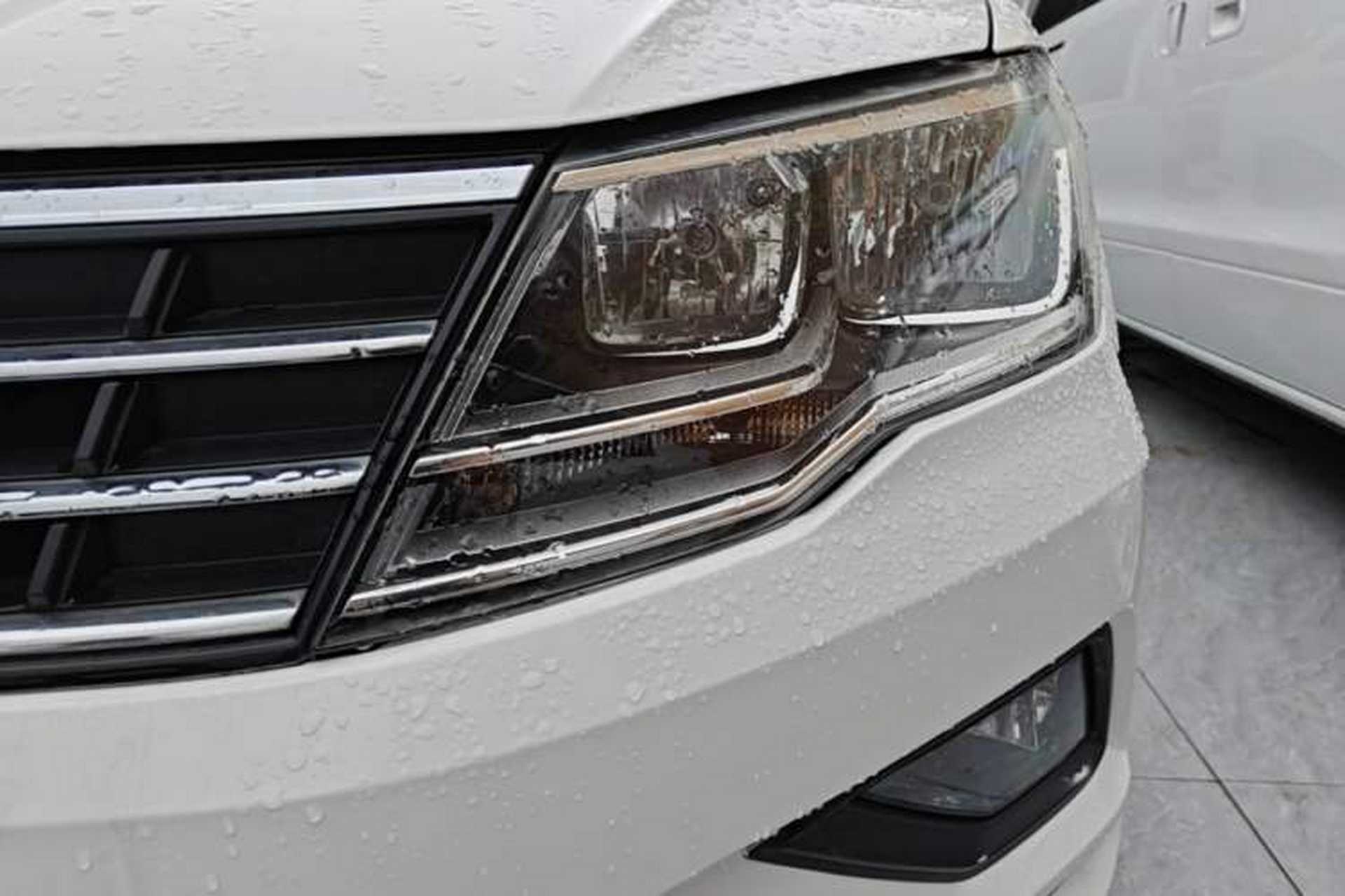 Used Volkswagen Jetta 2017 1.5L Automatic Comfort Model Left Front Headlight