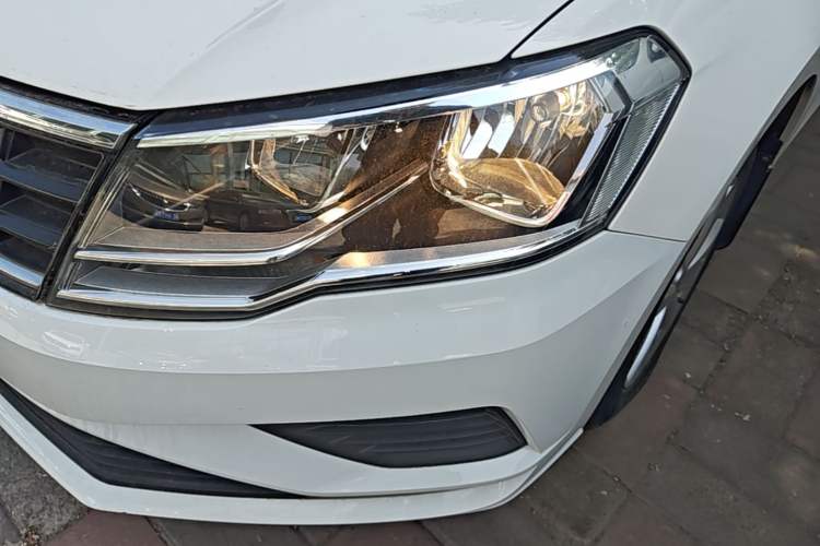 Used Volkswagen Jetta 2017 1.5L Automatic Fashion Model Left Front Headlight