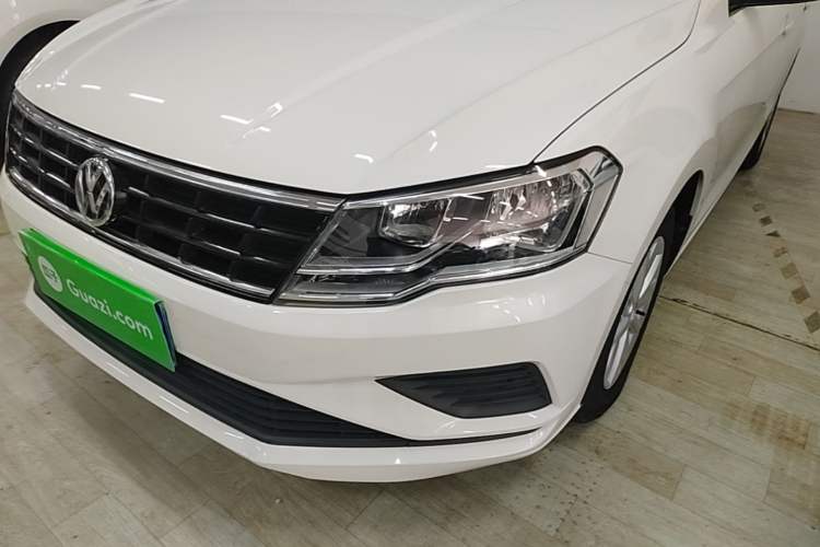 Used Volkswagen Jetta 2017 1.5L Automatic Fashion Model Left Front Headlight