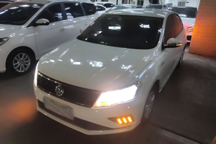 Used Volkswagen Jetta 2017 1.5L Automatic Fashion Model Left Front Headlight