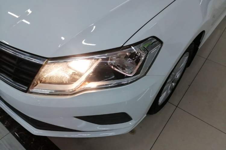Used Volkswagen Jetta 2017 1.5L Automatic Fashion Model Left Front Headlight