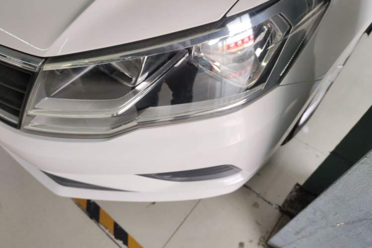 Used Volkswagen Jetta 2017 1.5L Manual Fashion Edition Left Front Headlight