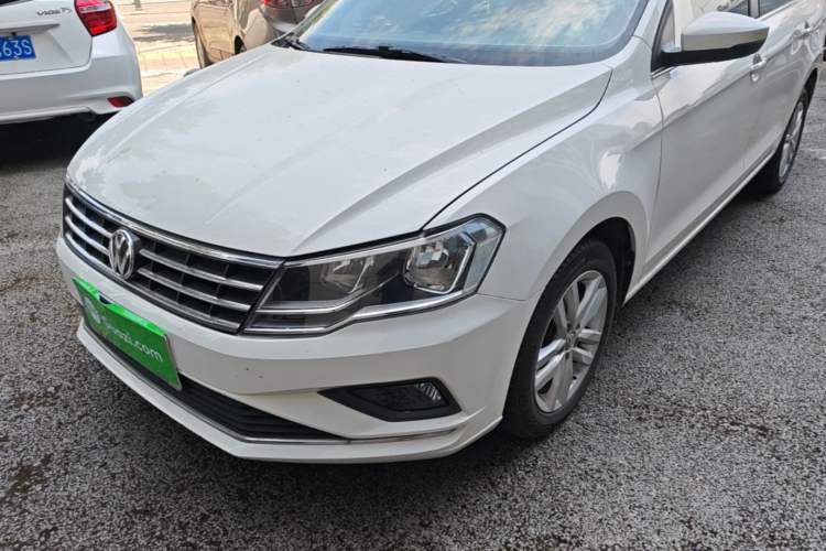 Used Volkswagen Jetta 2017 1.5L Automatic Comfort Model Left Front Headlight