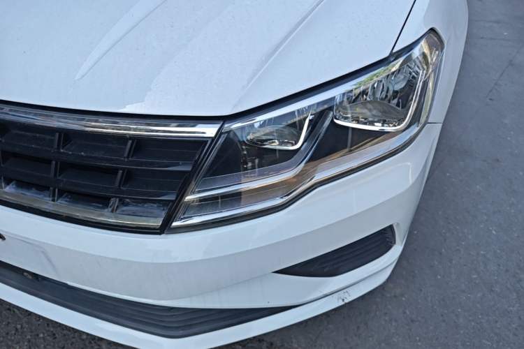 Used Volkswagen Jetta 2017 1.4L Manual Fashion Edition Left Front Headlight