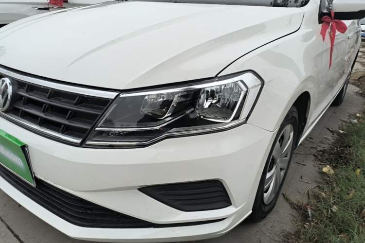 Used Volkswagen Jetta 2017 1.5L Manual Fashion Edition Left Front Headlight