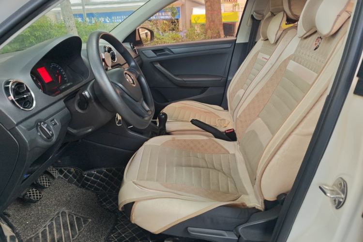 Used Volkswagen Jetta 2017 1.5L Manual Fashion Edition Left Front Seat