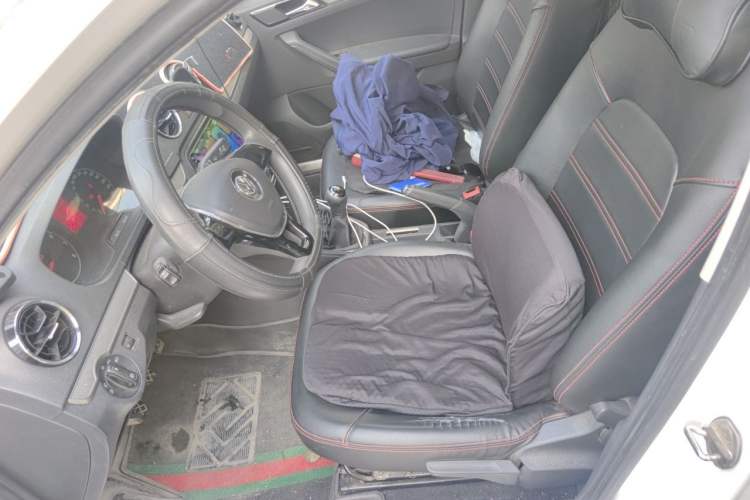 Used Volkswagen Jetta 2017 1.5L Manual Comfort Model Left Front Seat