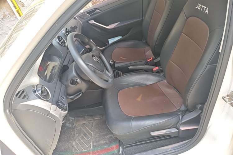 Used Volkswagen Jetta 2017 1.4L Manual Fashion Edition Left Front Seat