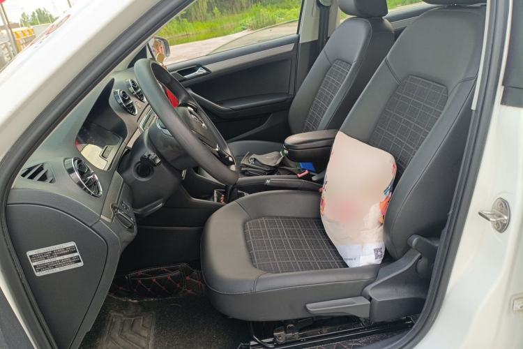 Used Volkswagen Jetta 2017 1.5L Manual Comfort Model Left Front Seat