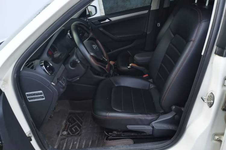 Used Volkswagen Jetta 2017 1.4L Manual Comfort Model Left Front Seat