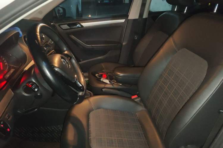 Used Volkswagen Jetta 2017 1.5L Automatic Comfort Model Left Front Seat