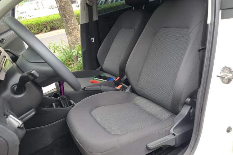 Used Volkswagen Jetta 2017 1.4L Manual Fashion Edition Left Front Seat