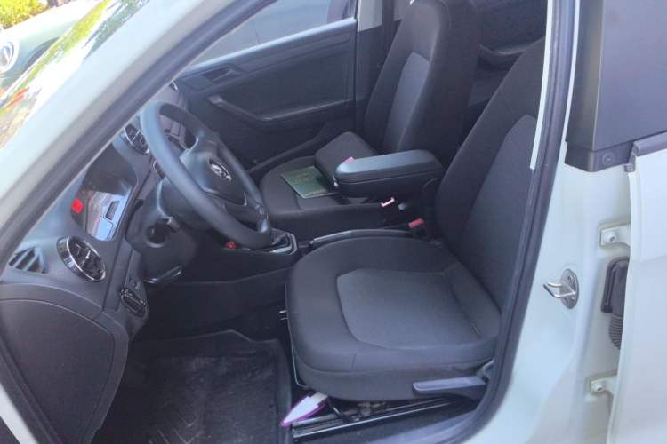 Used Volkswagen Jetta 2017 1.5L Automatic Fashion Model Left Front Seat