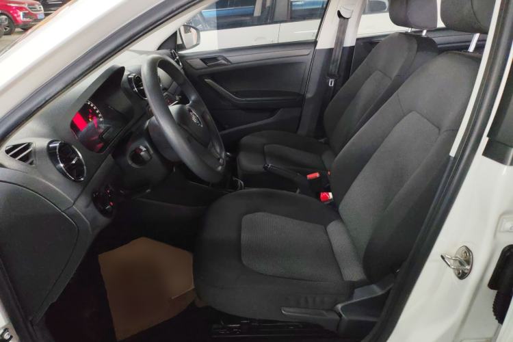 Used Volkswagen Jetta 2017 1.5L Manual Fashion Edition Left Front Seat