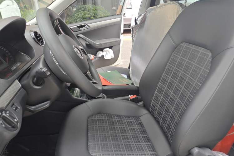 Used Volkswagen Jetta 2017 1.5L Automatic Comfort Model Left Front Seat