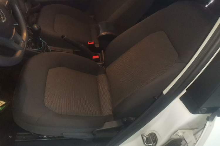 Used Volkswagen Jetta 2017 1.5L Manual Fashion Edition Left Front Seat