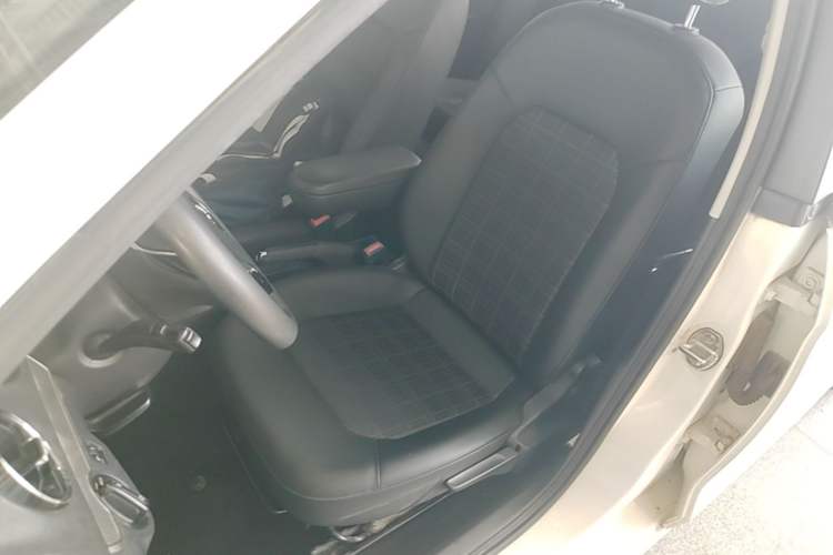 Used Volkswagen Jetta 2017 1.5L Automatic Comfort Model Left Front Seat